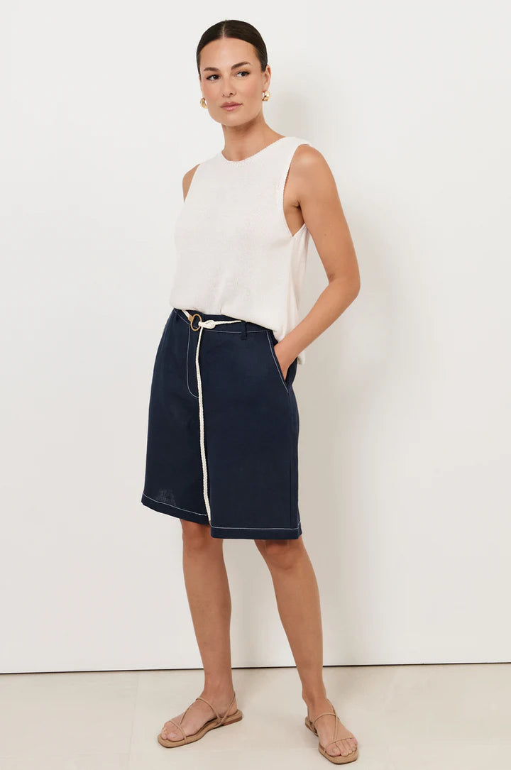 Adorne Heidi contrast stitch Bermuda short