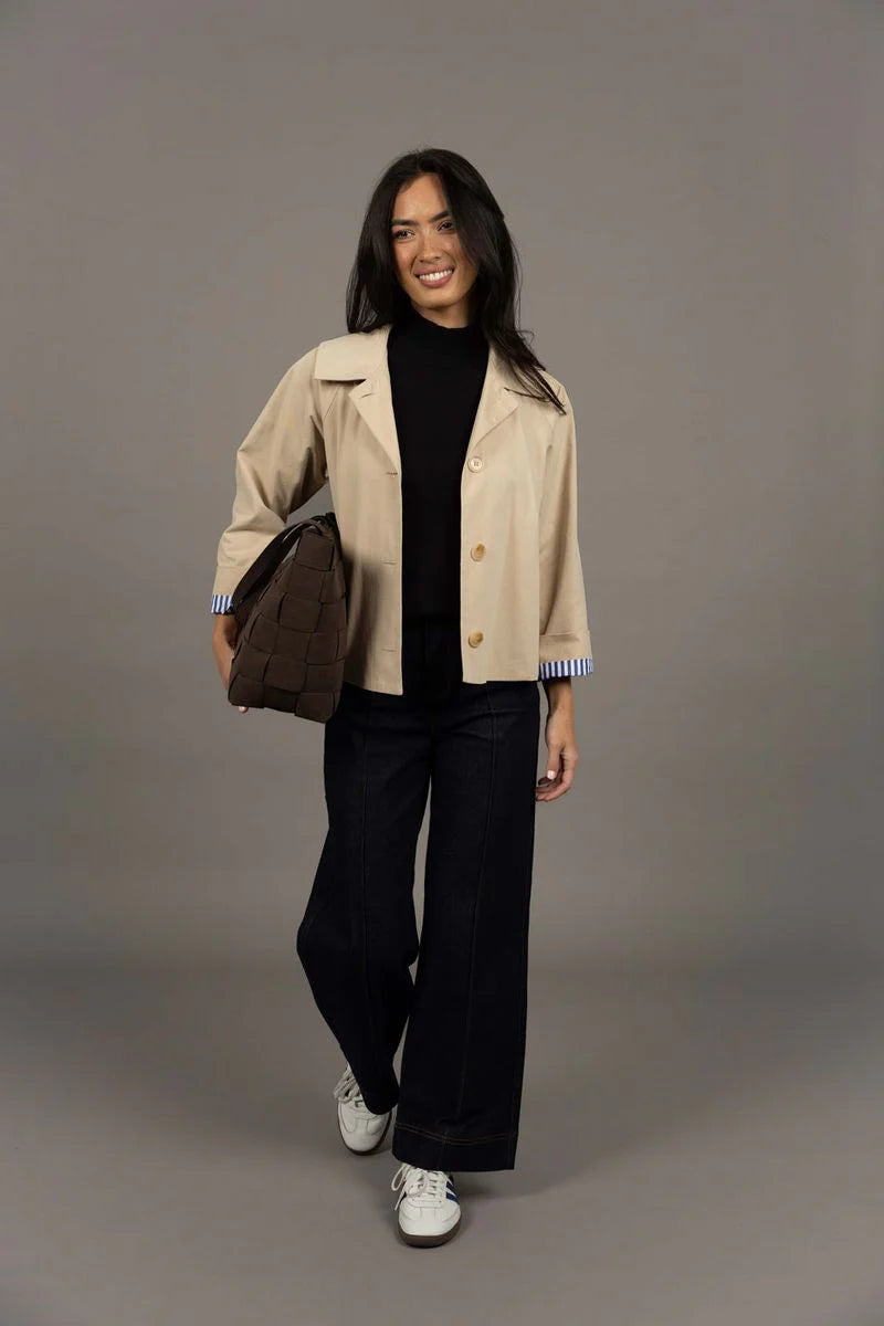 Humidity Dash Coat