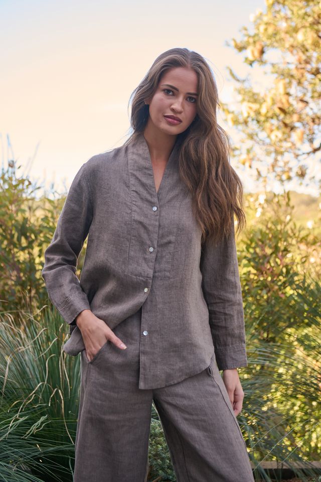 Naturals V-Neck Blouse