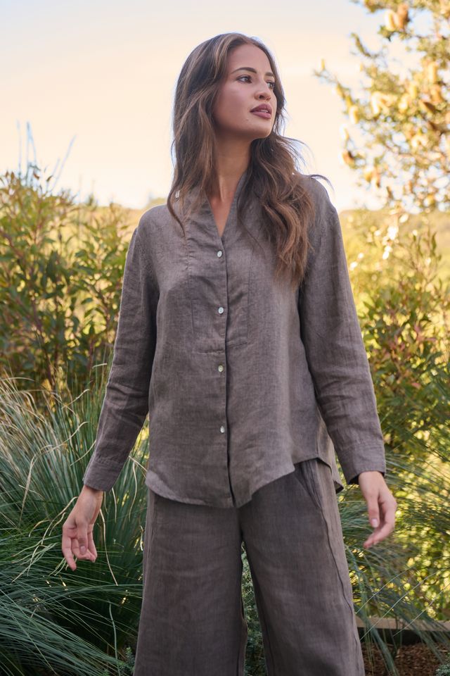 Naturals V-Neck Blouse