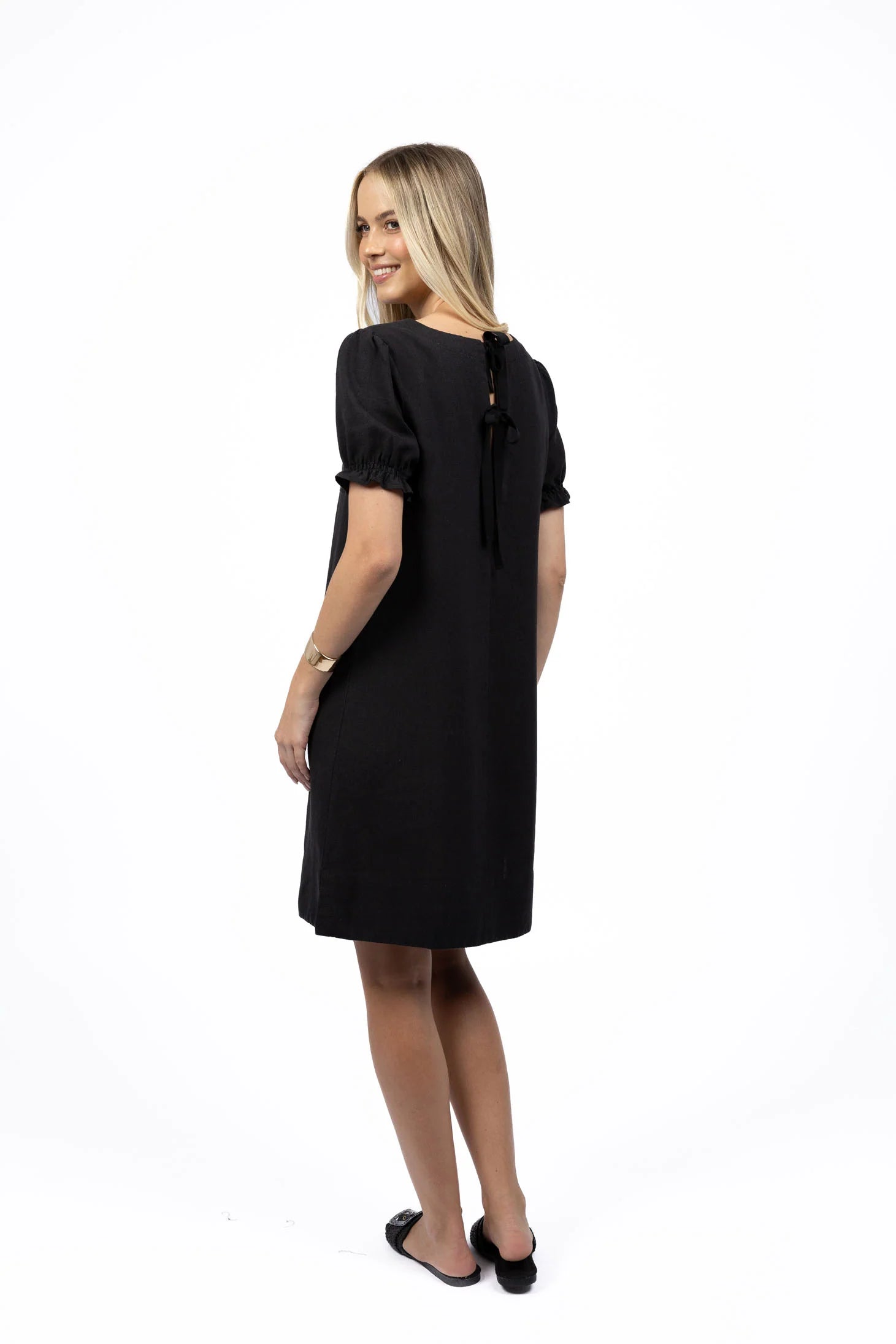 Humidity Sana Shift Dress
