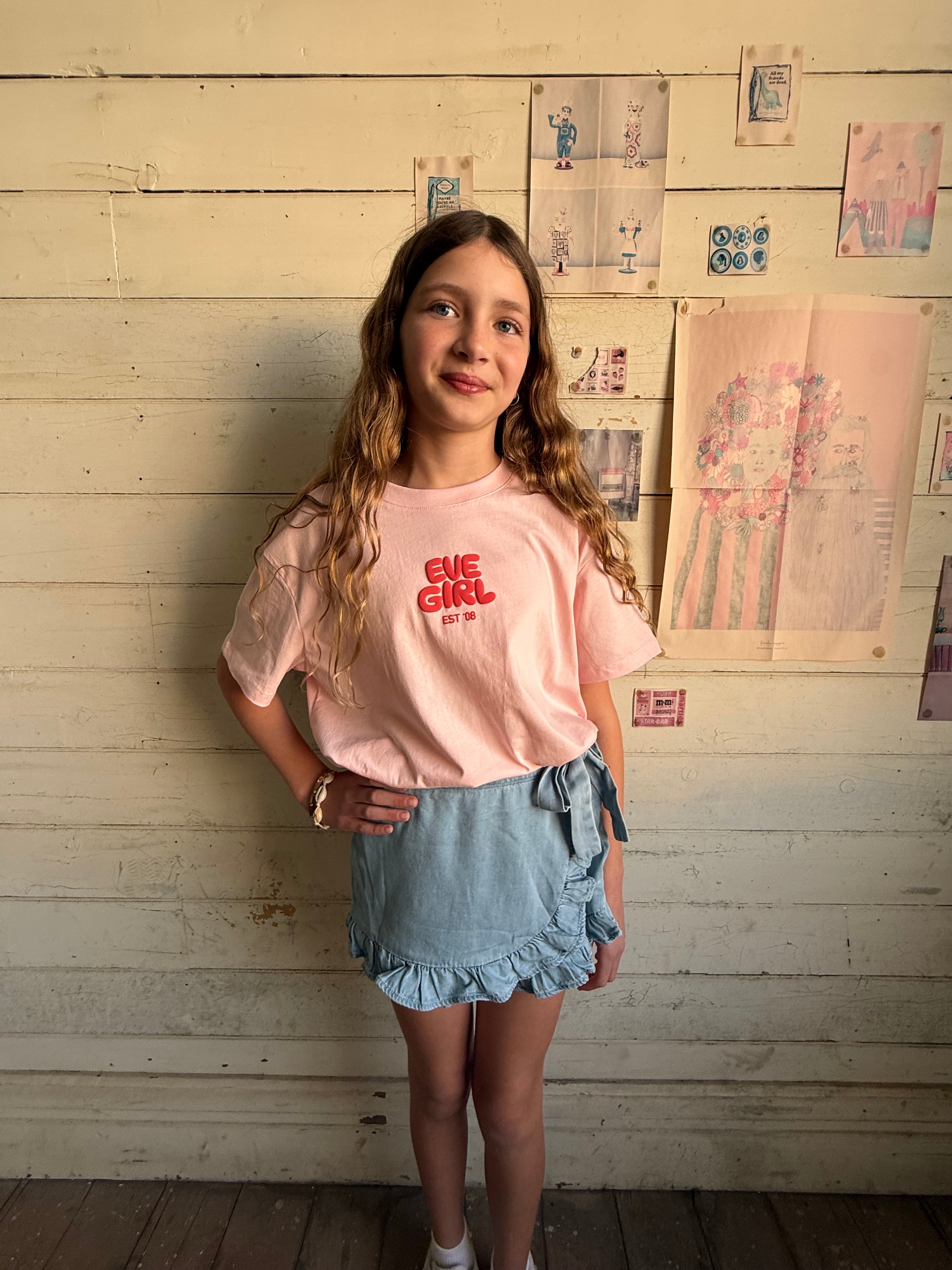 Eve girl sports club tee