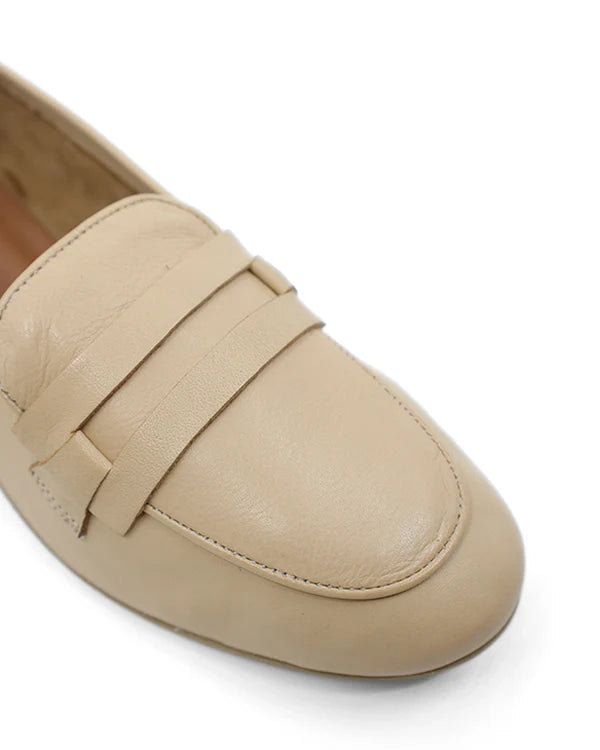 Luna Sole Corey Flat Shoes