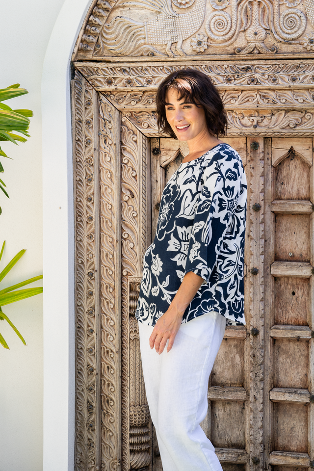 See Saw 100% linen 3/4 sleeve top