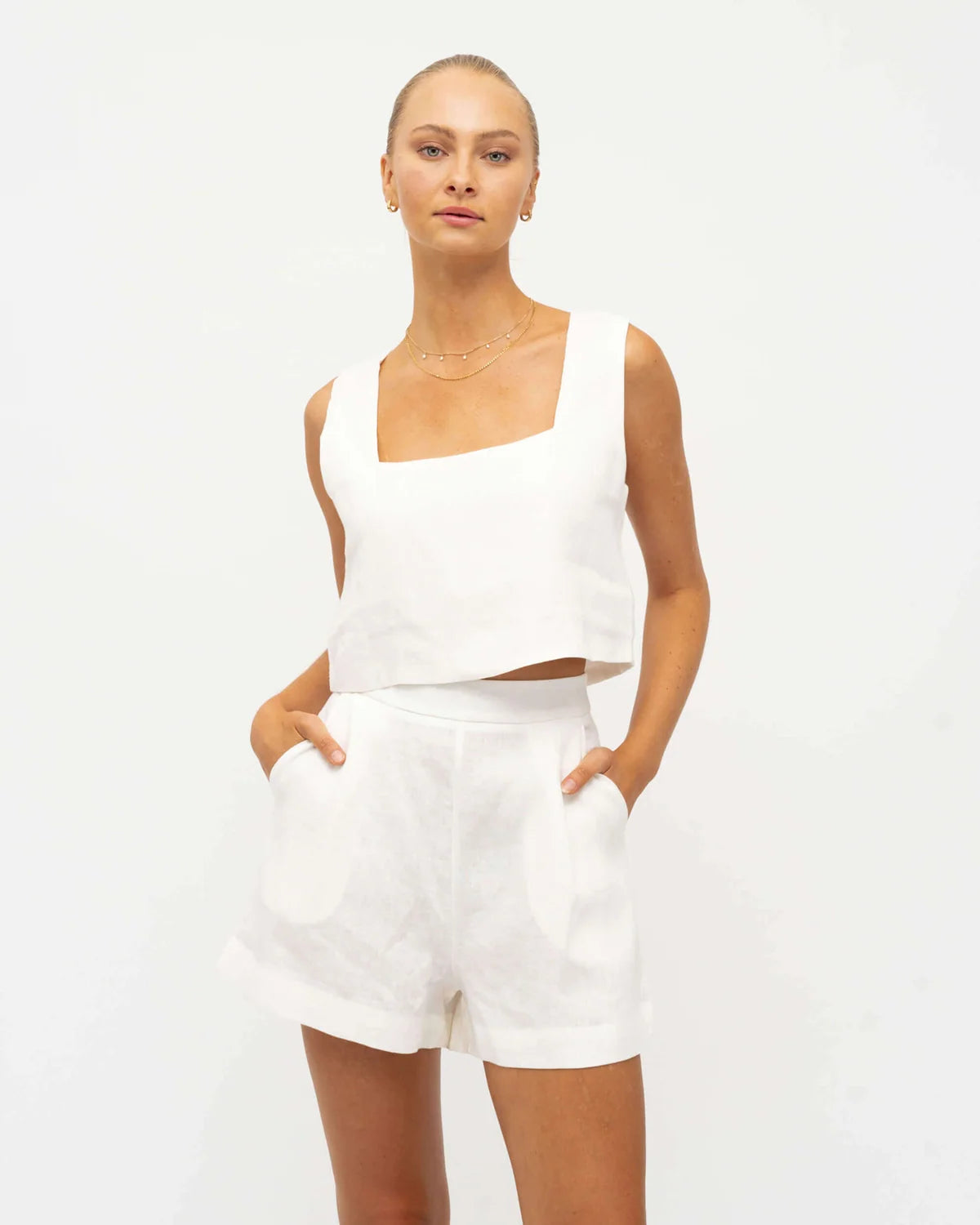 White Closet linen short TFL7990-30