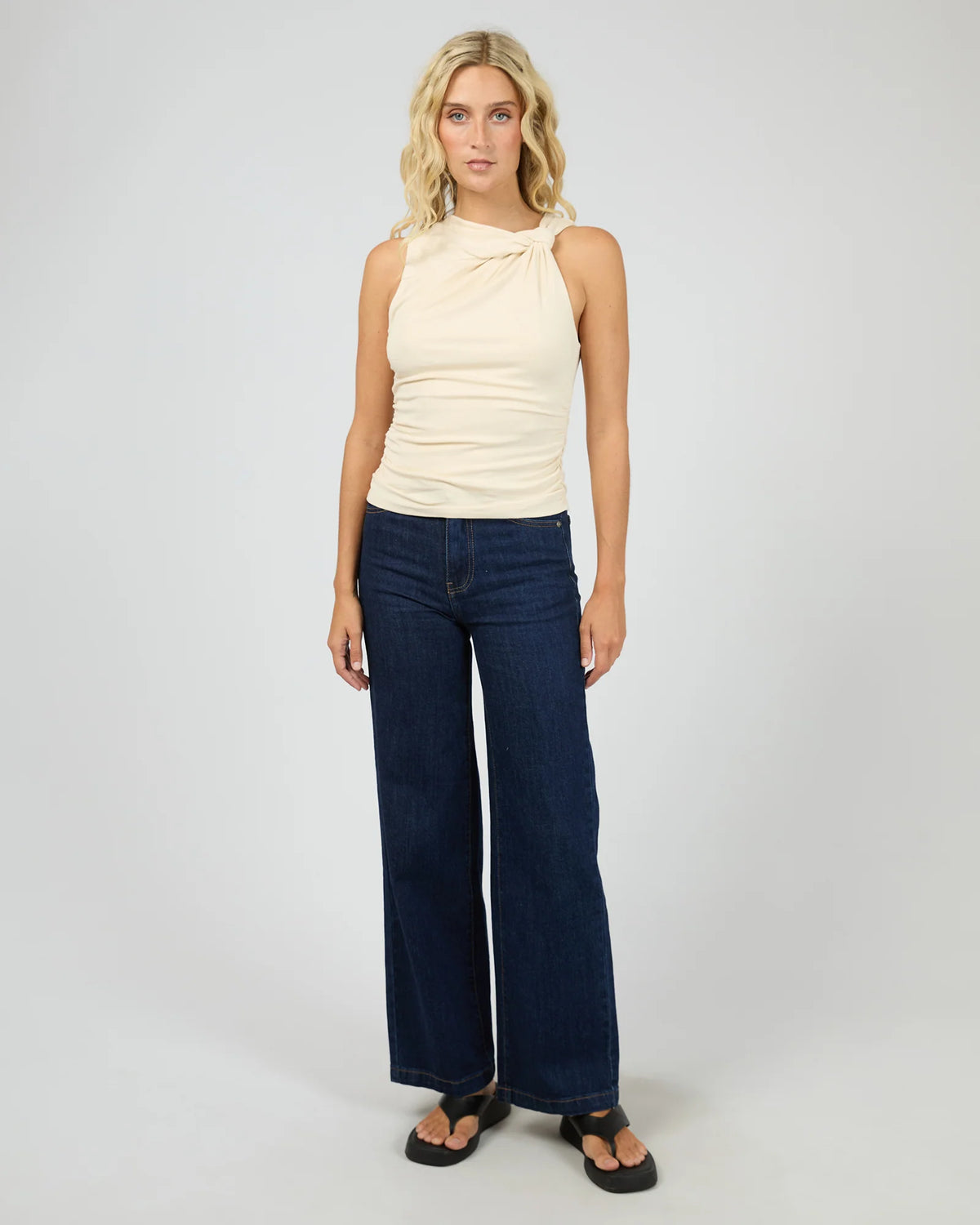 Allabouteve AAE Danni Twist Top