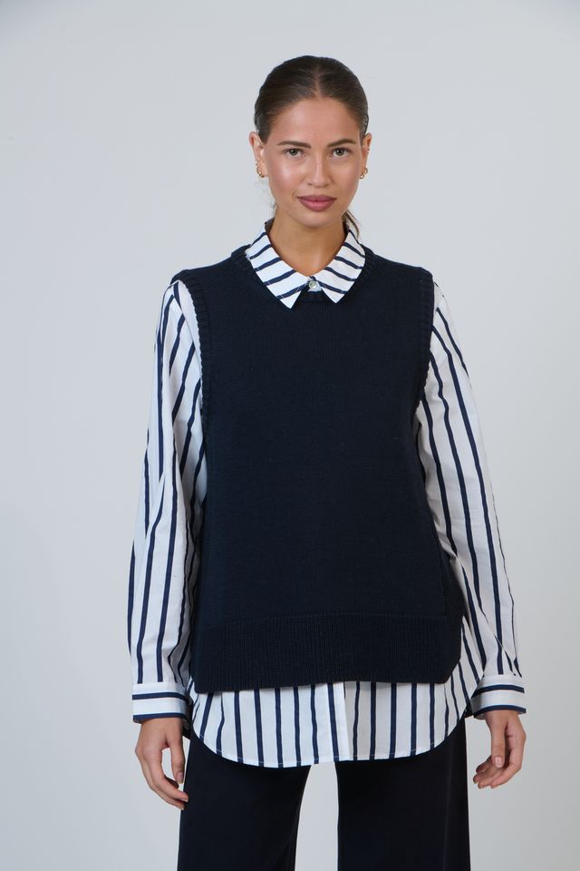 Namastai Scoop Classic Knit Vest