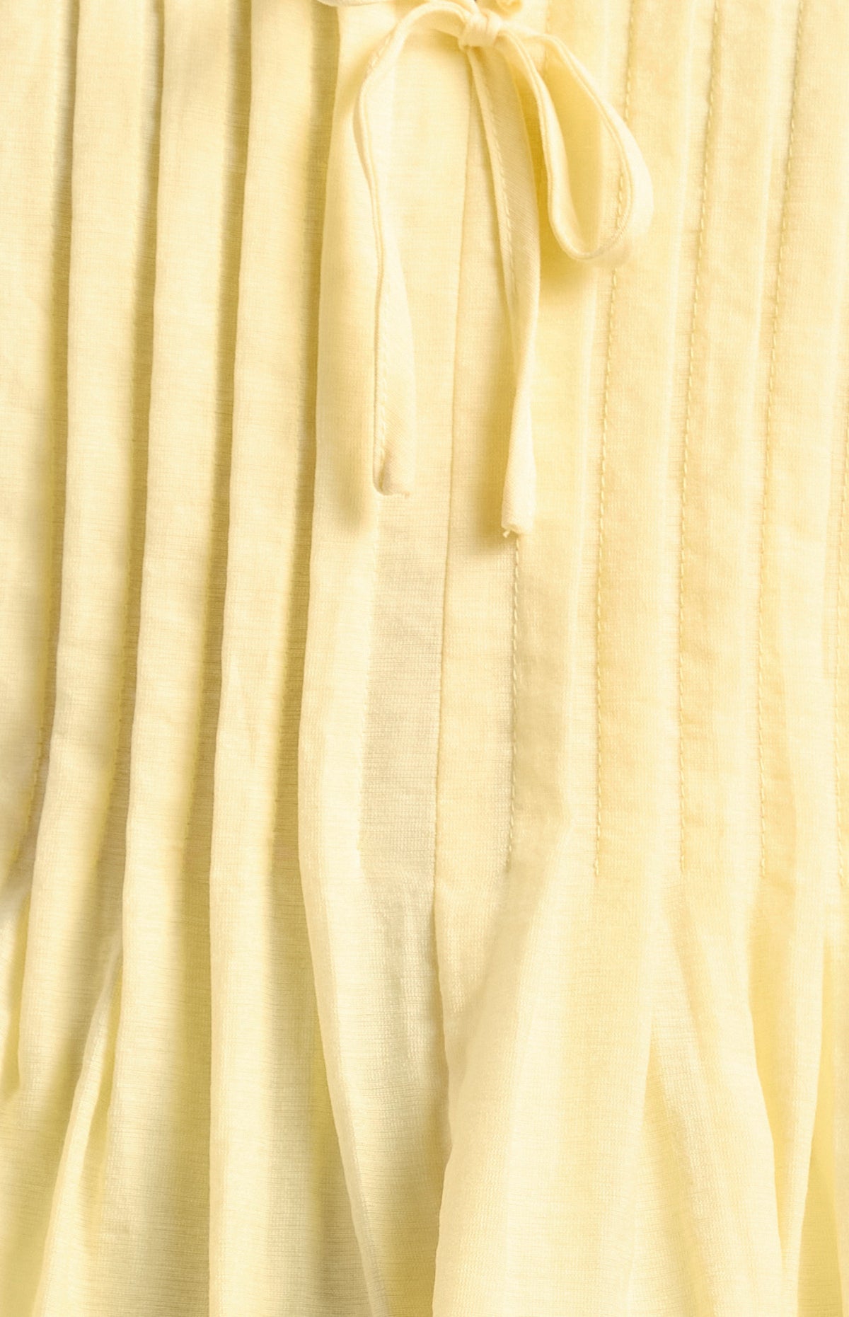 Style State Front Tie Pleated Detail Top