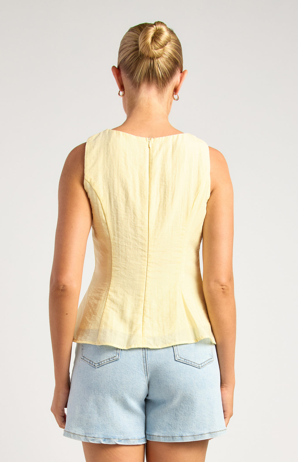 Style State Front Tie Pleated Detail Top